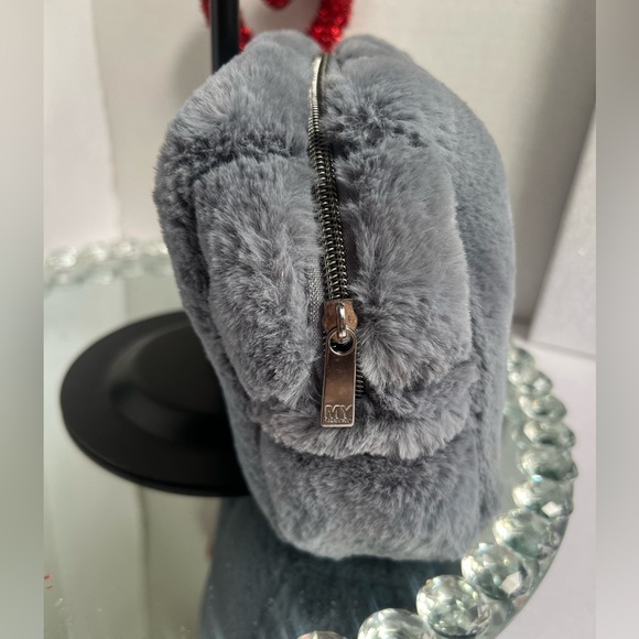 NY collection  Gray Faux Fur Clutch - Picture 3 of 7